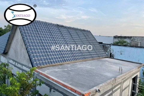 Kích thước tôn nhựa giả ngói: khổ 1,05 m, đốt sóng 0,219 m, dày 2,5 – 3 mm