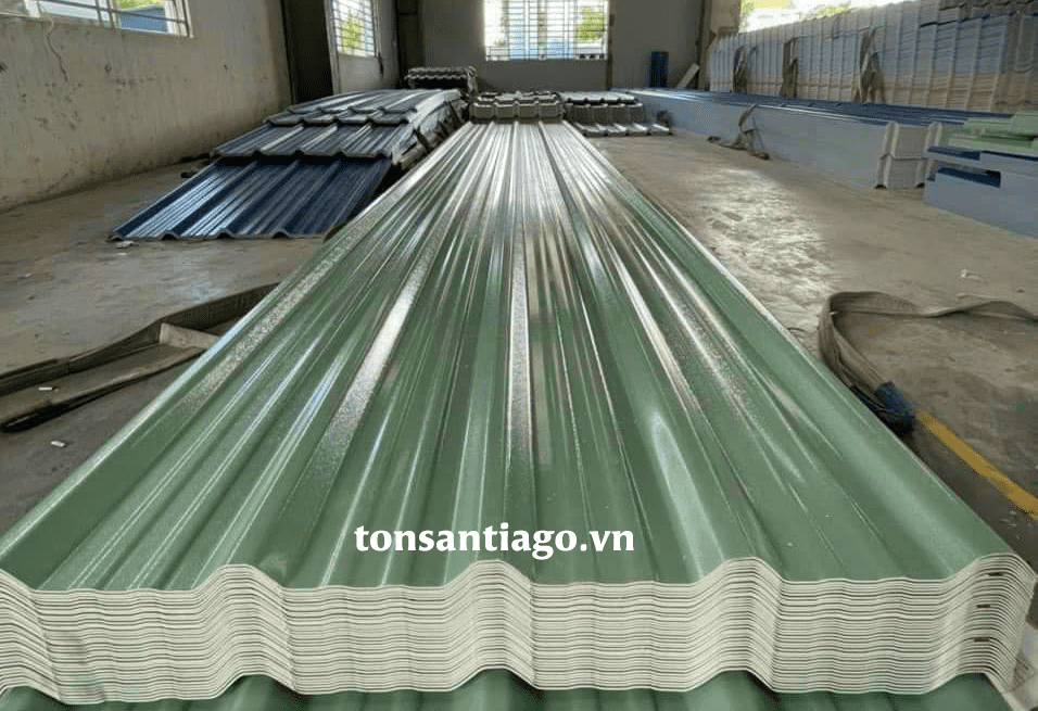 gia-ton-nhua-pvc-santiago