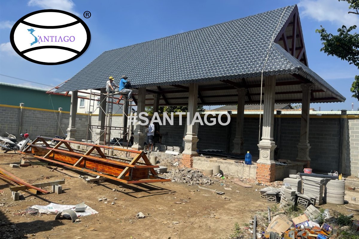 Nhà mái ngói nhựa xám ở Tân Trụ, Long An cũ (tháng 12/2022)