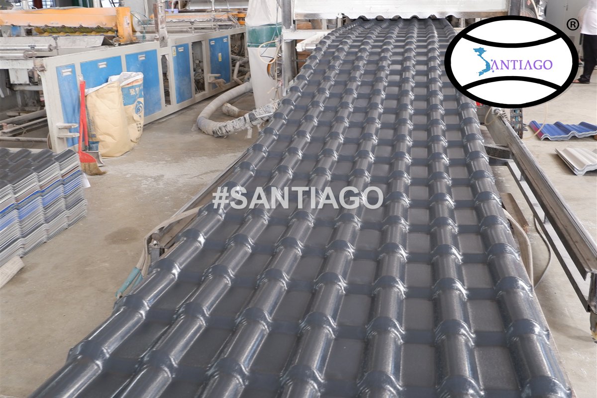 Tấm ngói nhựa PVC ASA Santiago tại nhà máy