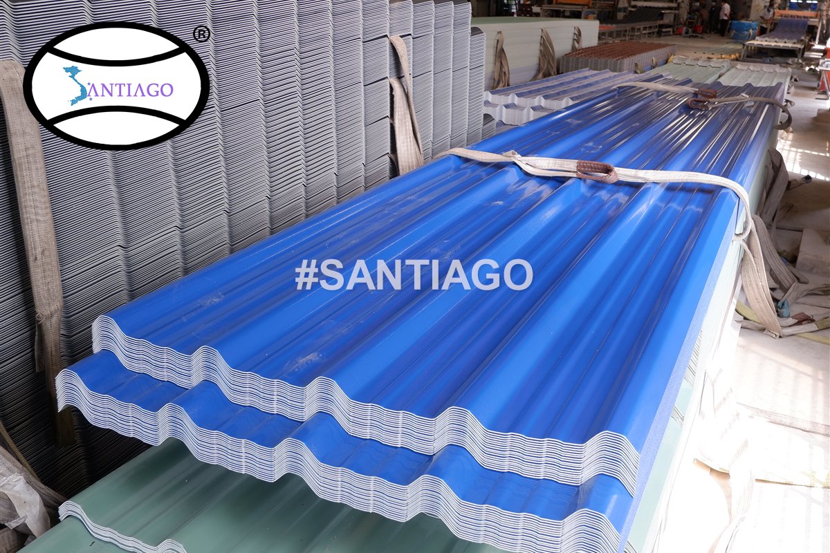Tấm tôn nhựa PVC ASA Santiago tại nhà máy