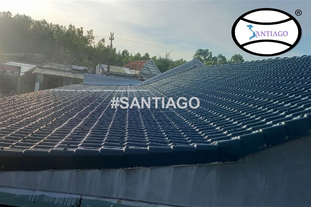 Công trình lợp ngói nhựa Santiago ở Phù Cát, Bình Định cũ (nay thuộc Gia Lai)