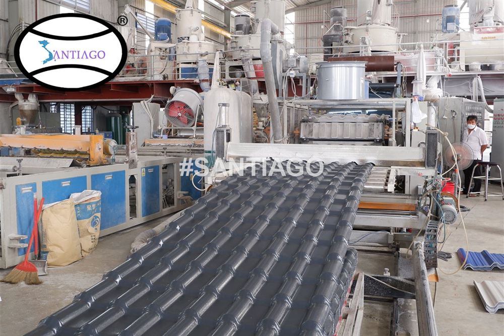 Tấm ngói nhựa PVC ASA Santiago tại nhà máy