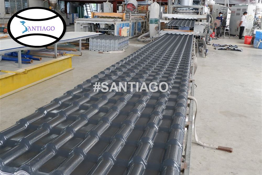 Tấm ngói nhựa PVC ASA Santiago tại nhà máy