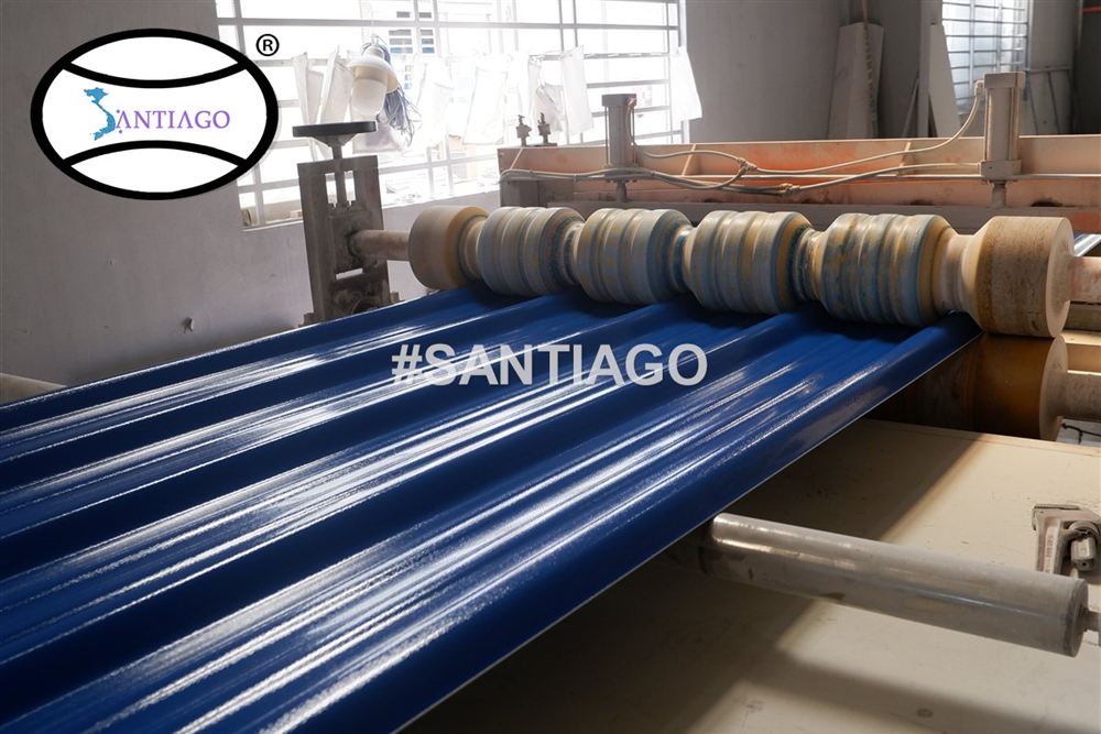 Tấm tôn nhựa PVC ASA Santiago tại nhà máy