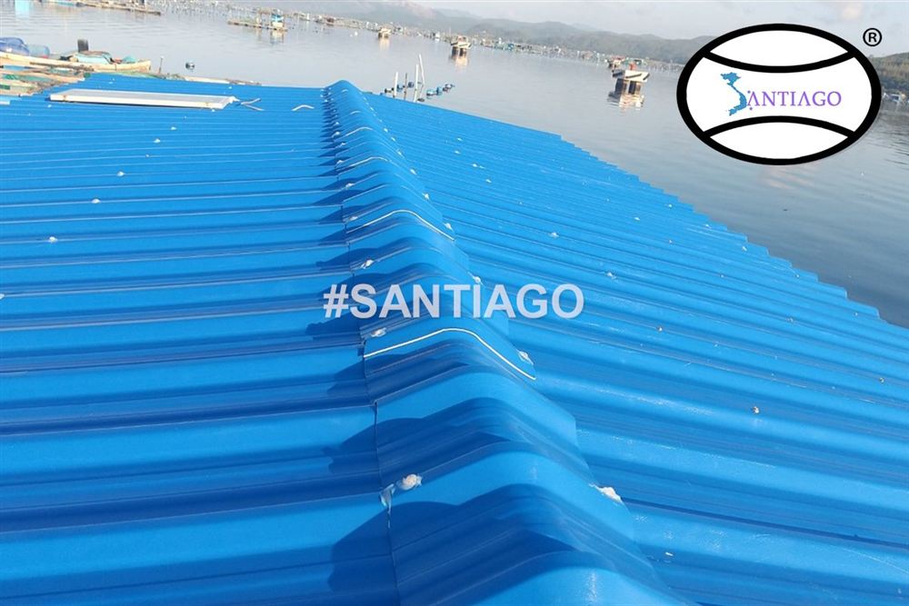 Công trình lợp tôn nhựa Santiago ở Sông Cầu, Phú Yên cũ (nay thuộc Đắk Lắk)