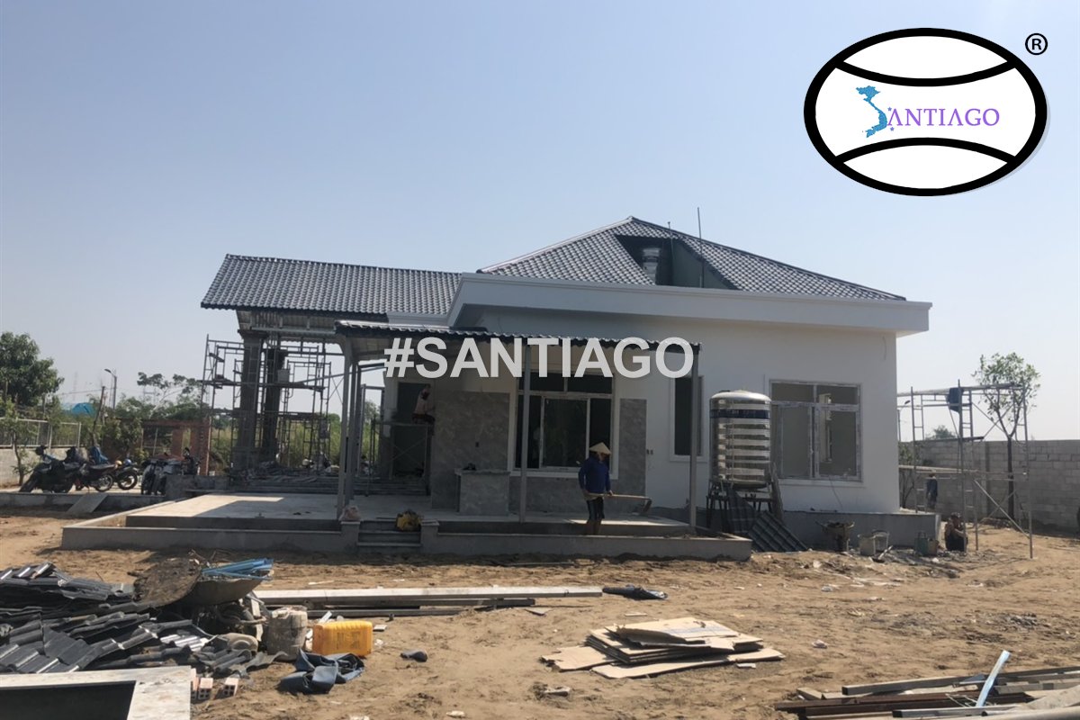 Nhà ở lợp ngói nhựa Santiago ở Nhà Bè, TP.HCM