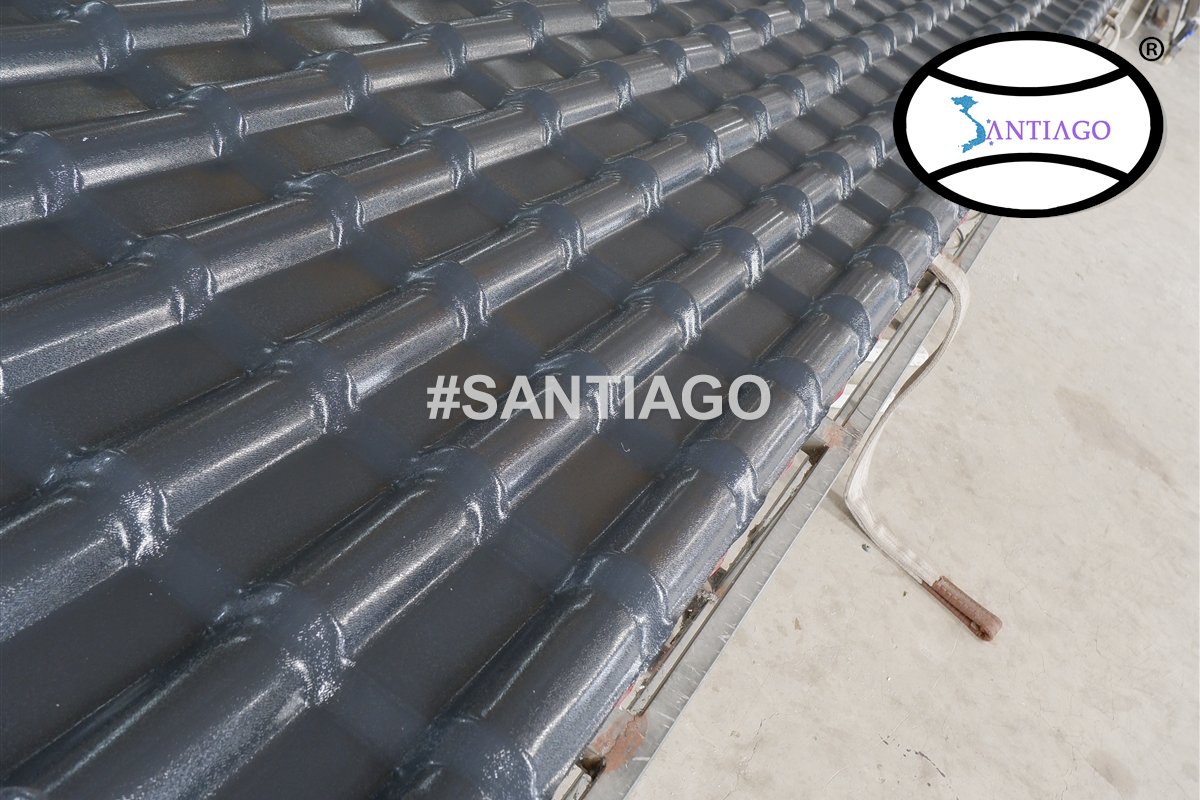 Ngói nhựa PVC ASA Santiago màu xám tại nhà máy